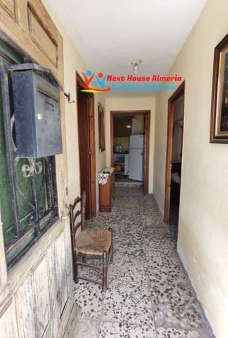 Casa de 3 habitaciones en Chirivel en venta - 33.000 € (Ref: 7659443)