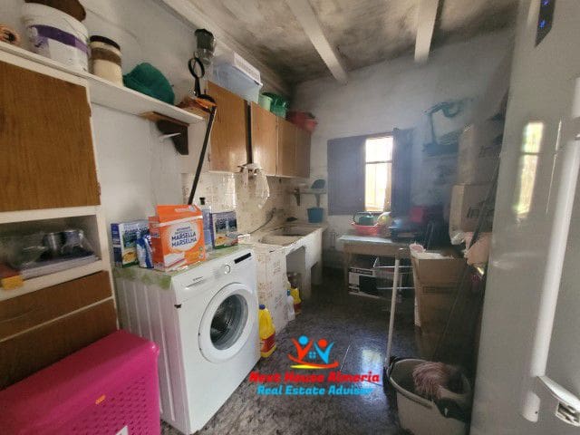 6 soverom Hus til salgs i La Huelga med garasje - € 159 950 (Ref: 7715528)