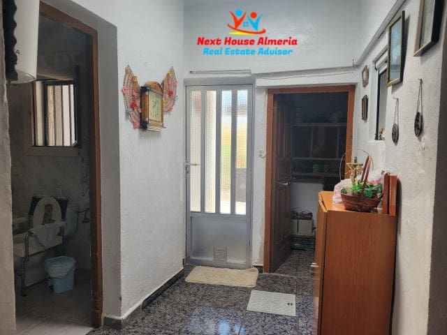 6 soverom Hus til salgs i La Huelga med garasje - € 159 950 (Ref: 7715528)