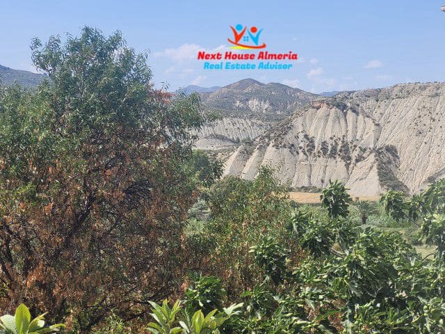 6 soverom Hus til salgs i La Huelga, Sorbas med garasje - € 159 950 (Ref: 7715528)