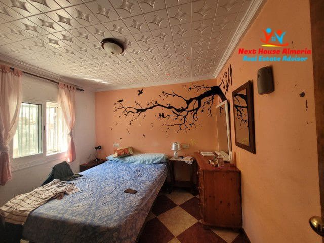 6 soverom Hus til salgs i La Huelga med garasje - € 159 950 (Ref: 7715528)