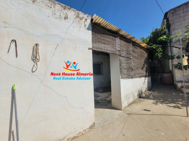 6 soverom Hus til salgs i La Huelga med garasje - € 159 950 (Ref: 7715528)