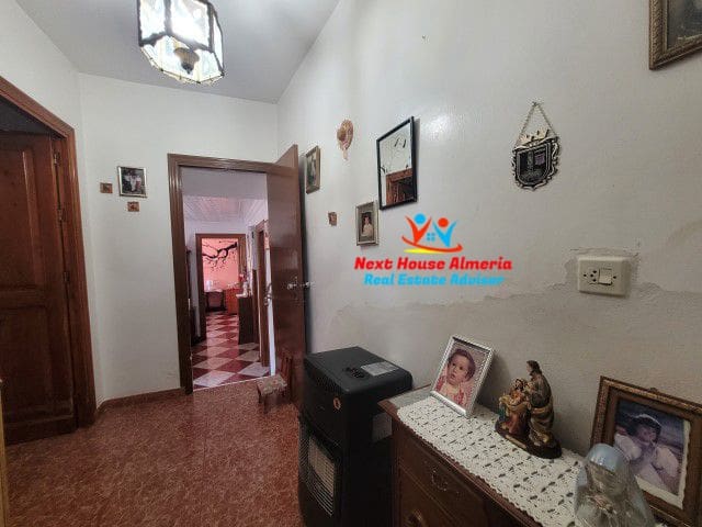 6 soverom Hus til salgs i La Huelga med garasje - € 159 950 (Ref: 7715528)