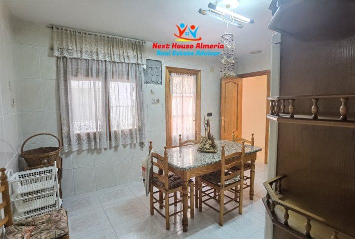 5 soveværelse Byhus til salg i Fines med garage - € 159.950 (Ref: 7775728)