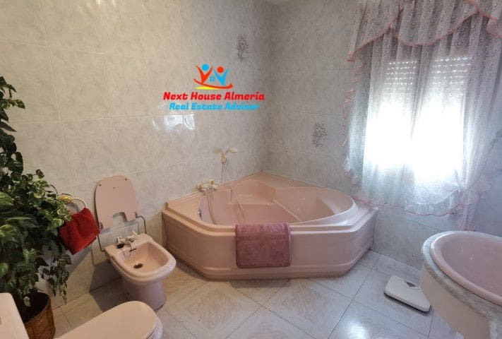 5 soveværelse Byhus til salg i Fines med garage - € 159.950 (Ref: 7775728)