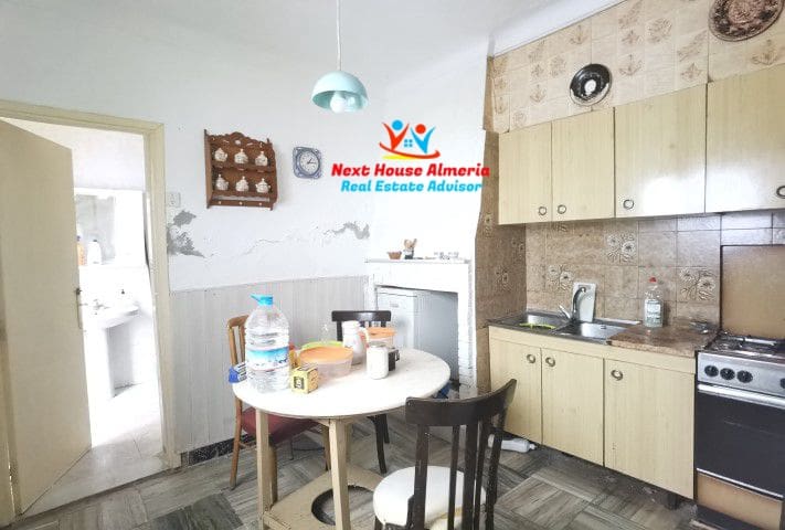 5 soveværelse Byhus til salg i Fines med garage - € 159.950 (Ref: 7775728)