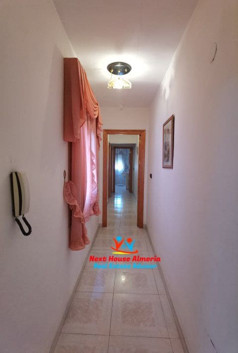 5 soveværelse Byhus til salg i Fines med garage - € 159.950 (Ref: 7775728)