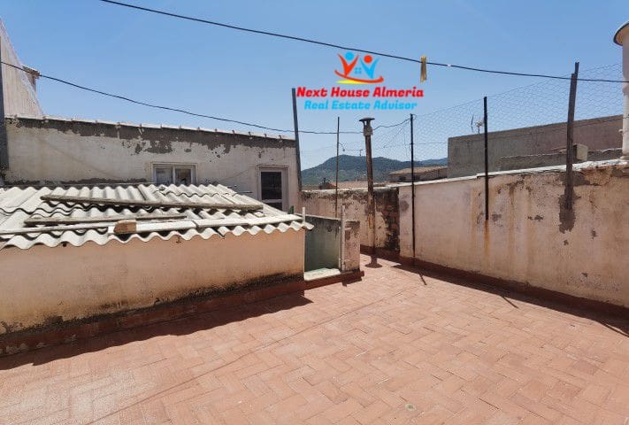 5 soveværelse Byhus til salg i Fines med garage - € 159.950 (Ref: 7775728)