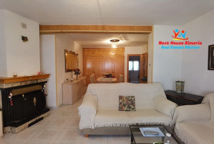 5 soveværelse Byhus til salg i Fines med garage - € 159.950 (Ref: 7775728)