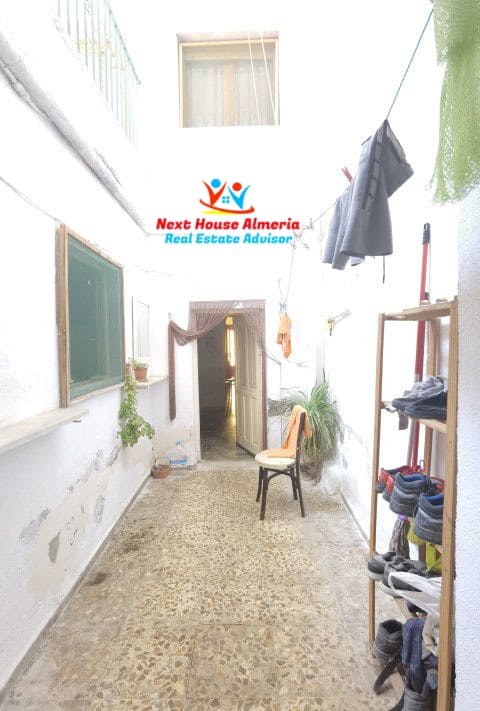 5 soveværelse Byhus til salg i Fines med garage - € 159.950 (Ref: 7775728)