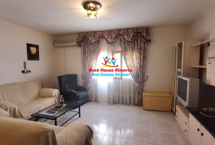 5 soveværelse Byhus til salg i Fines med garage - € 159.950 (Ref: 7775728)