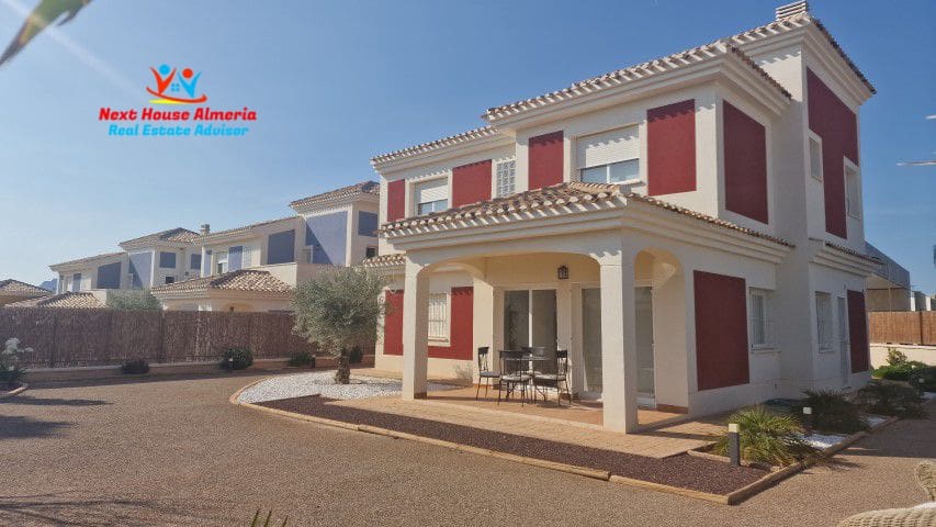 4 slaapkamer Villa te koop in Purias - € 294.000 (Ref: 7802356)