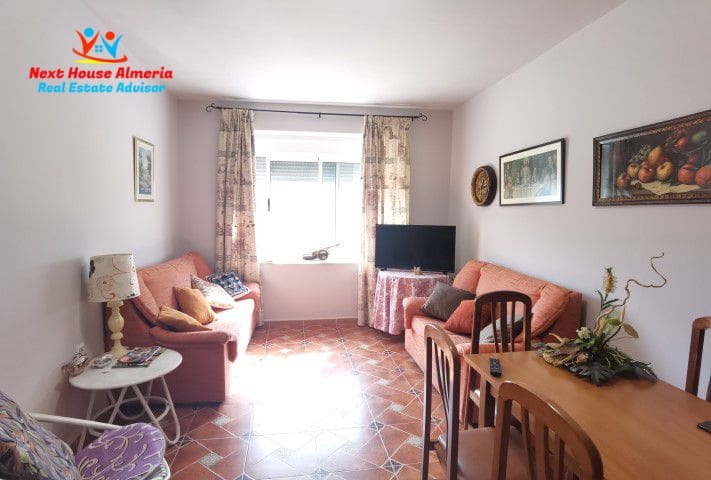 8 slaapkamer Finca/Landhuis te koop in Albox met garage - € 299.000 (Ref: 7856048)