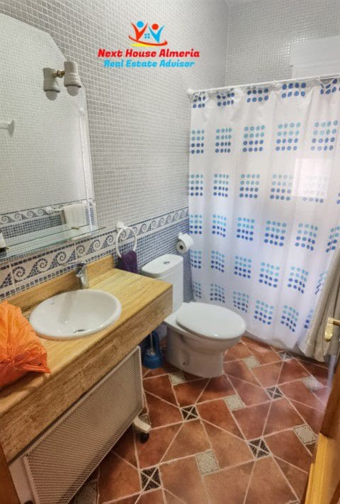 8 slaapkamer Finca/Landhuis te koop in Albox met garage - € 299.000 (Ref: 7856048)