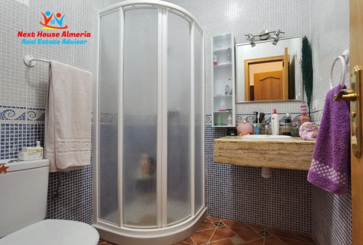 8 slaapkamer Finca/Landhuis te koop in Albox met garage - € 299.000 (Ref: 7856048)