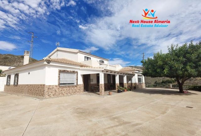 8 Zimmer Finca/Landgut zu verkaufen in Albox mit Garage - 299.000 € (Ref: 7856048)