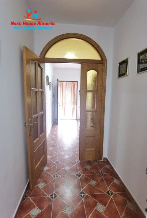 8 slaapkamer Finca/Landhuis te koop in Albox met garage - € 299.000 (Ref: 7856048)