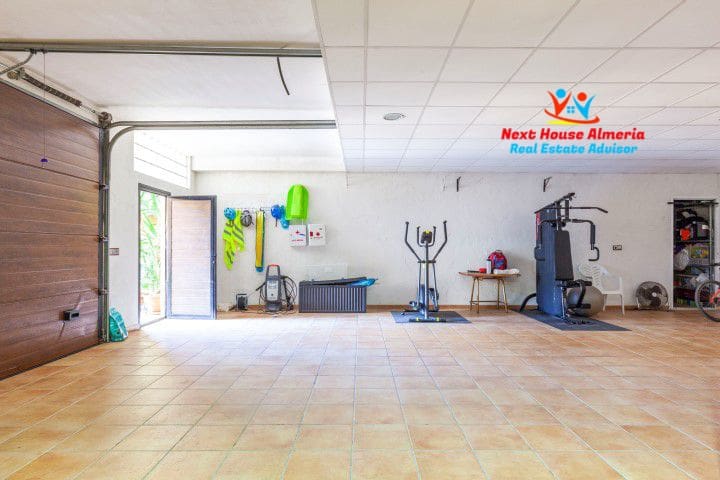 4 Zimmer Villa zu verkaufen in Cuevas del Almanzora mit Garage - 375.000 € (Ref: 8003257)