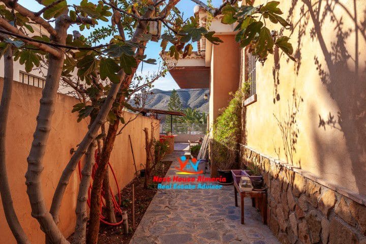 4 Zimmer Villa zu verkaufen in Cuevas del Almanzora mit Garage - 375.000 € (Ref: 8003257)