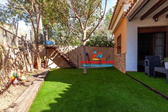 4 Zimmer Villa zu verkaufen in Cuevas del Almanzora mit Garage - 375.000 € (Ref: 8003257)