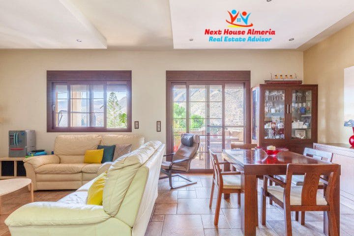 4 Zimmer Villa zu verkaufen in Cuevas del Almanzora mit Garage - 375.000 € (Ref: 8003257)