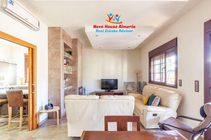 4 Zimmer Villa zu verkaufen in Cuevas del Almanzora mit Garage - 375.000 € (Ref: 8003257)