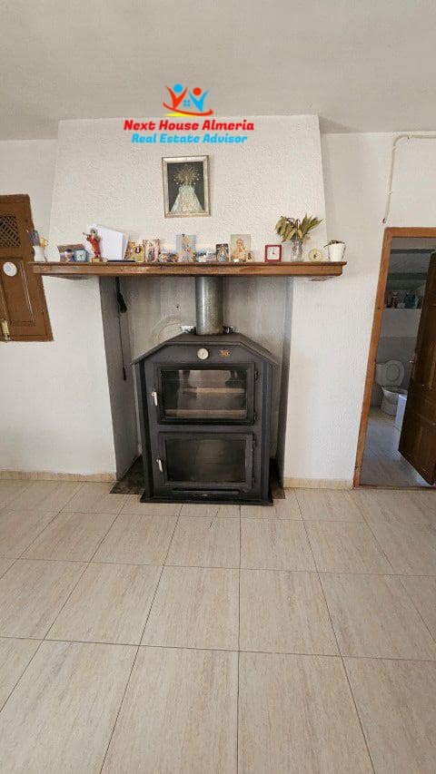 6 soveværelse Finca/Landehus til salg i Velez-Blanco - € 390.000 (Ref: 8310655)