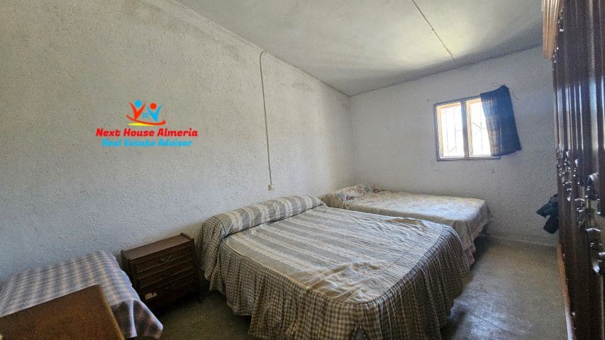 6 soveværelse Finca/Landehus til salg i Velez-Blanco - € 390.000 (Ref: 8310655)