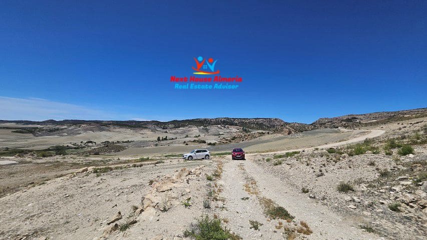 6 soveværelse Finca/Landehus til salg i Velez-Blanco - € 390.000 (Ref: 8310655)