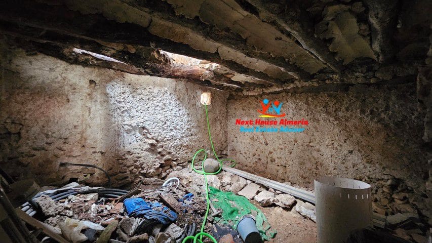 3 soverom Finca/Herregård til salgs i Cullar med garasje - € 95 000 (Ref: 8362226)