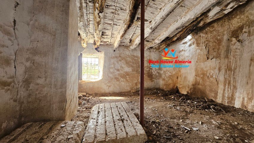 3 soverom Finca/Herregård til salgs i Cullar med garasje - € 95 000 (Ref: 8362226)