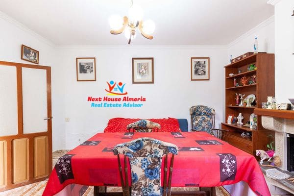 6 chambre Finca/Maison de Campagne à vendre à Velez-Blanco avec garage - 219 900 € (Ref: 8461614)