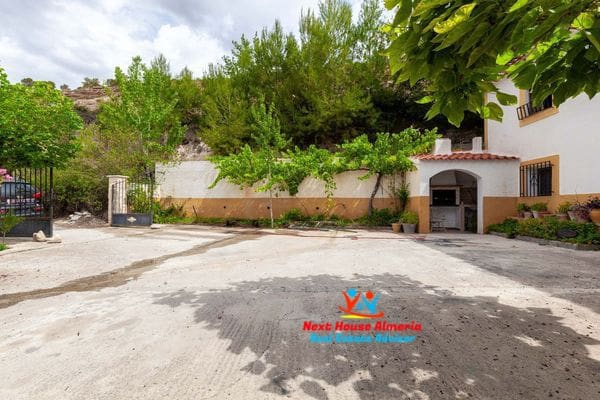 6 chambre Finca/Maison de Campagne à vendre à Velez-Blanco avec garage - 219 900 € (Ref: 8461614)