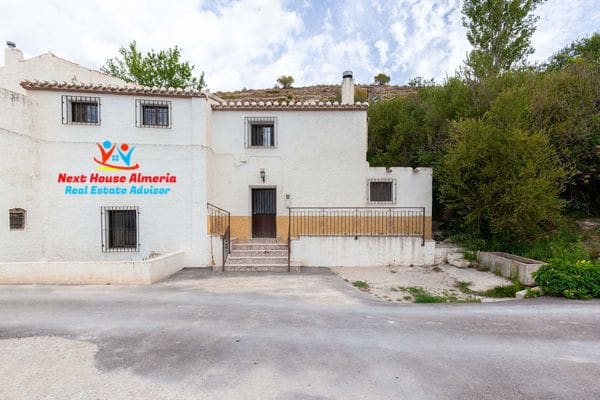 6 chambre Finca/Maison de Campagne à vendre à Velez-Blanco avec garage - 219 900 € (Ref: 8461614)