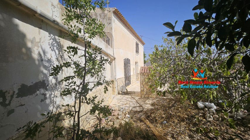 5 soveværelse Finca/Landehus til salg i La Cinta med garage - € 129.950 (Ref: 8488784)