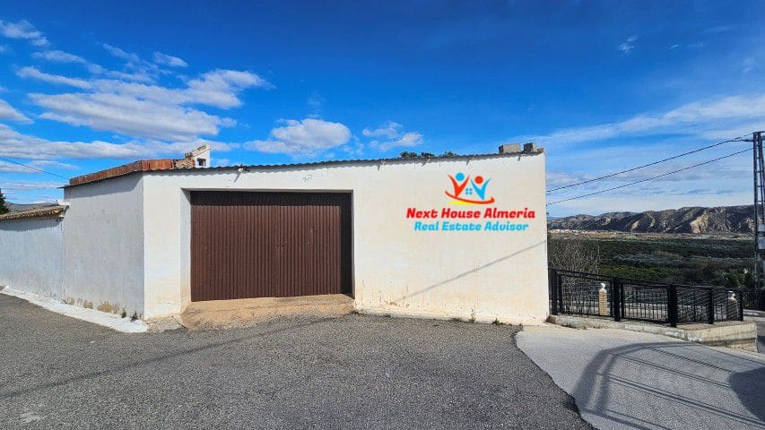 5 soveværelse Finca/Landehus til salg i La Cinta med garage - € 109.000 (Ref: 8488784)