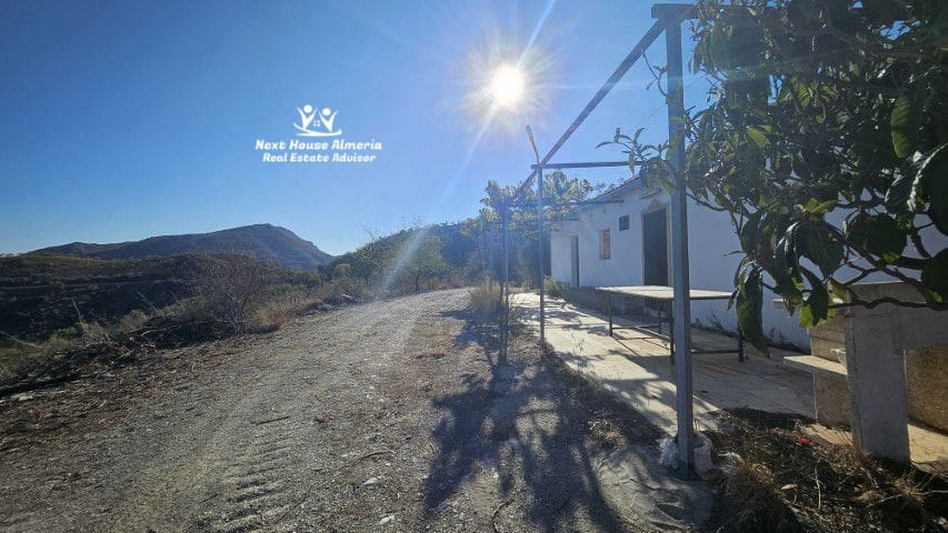 3 soveværelse Finca/Landehus til salg i Cobdar med garage - € 239.950 (Ref: 8526517)