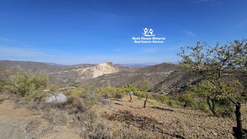 3 soveværelse Finca/Landehus til salg i Cobdar med garage - € 239.950 (Ref: 8526517)