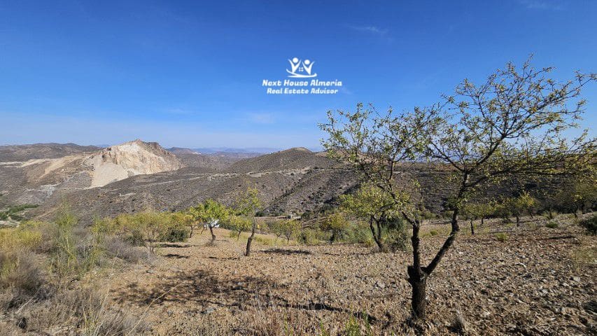 3 soveværelse Finca/Landehus til salg i Cobdar med garage - € 239.950 (Ref: 8526517)