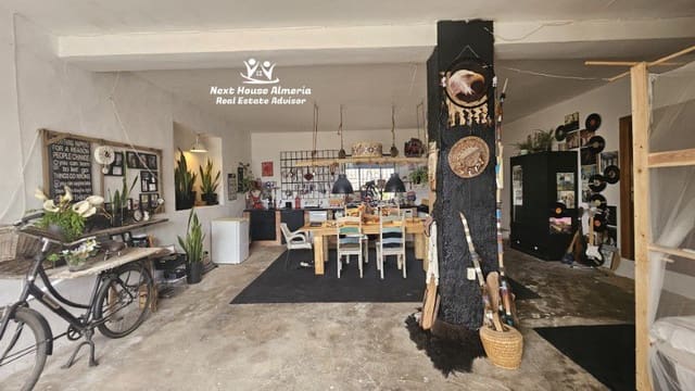 7 makuuhuone Omakotitalo myytävänä paikassa Las Vertientes, Cúllar mukana 
autotalli - 165 000 € (Ref: 8536407)