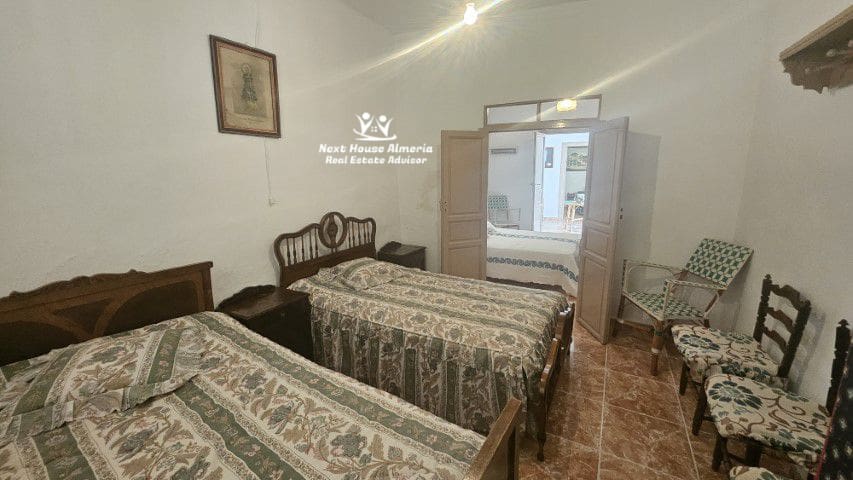 5 soveværelse Byhus til salg i Oria - € 79.999 (Ref: 8541956)