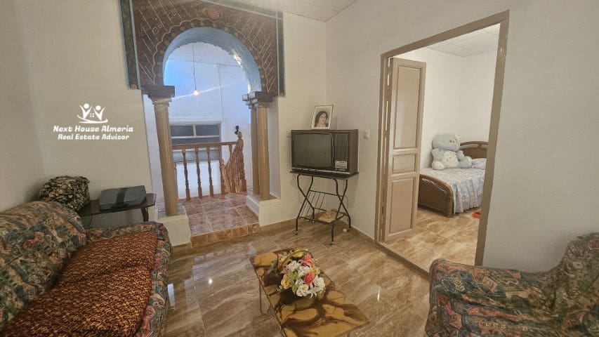 5 soveværelse Byhus til salg i Oria - € 79.999 (Ref: 8541956)