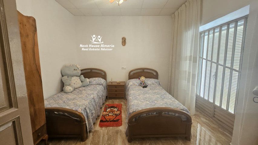 5 soveværelse Byhus til salg i Oria - € 79.999 (Ref: 8541956)