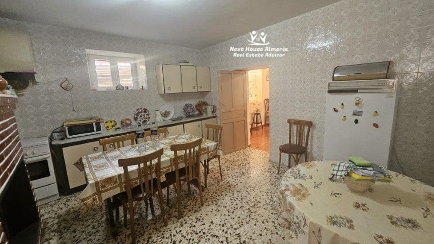 5 soveværelse Byhus til salg i Oria - € 79.999 (Ref: 8541956)