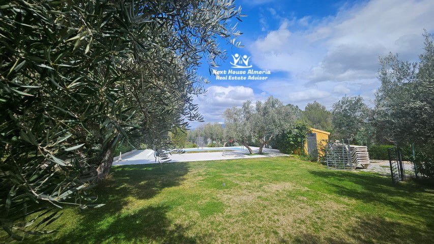 18 soveværelse Finca/Landehus til salg i Pozo Alcon med garage - € 835.000 (Ref: 8927244)