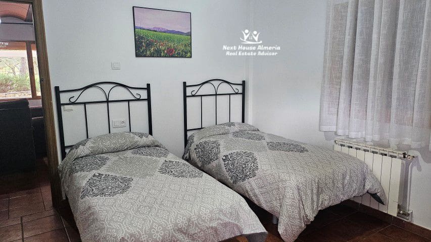 18 soveværelse Finca/Landehus til salg i Pozo Alcon med garage - € 835.000 (Ref: 8927244)