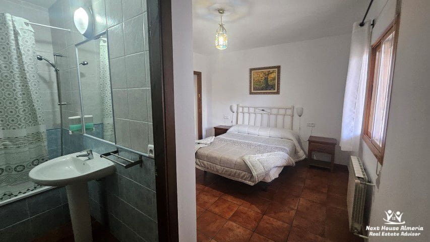 18 soveværelse Finca/Landehus til salg i Pozo Alcon med garage - € 835.000 (Ref: 8927244)