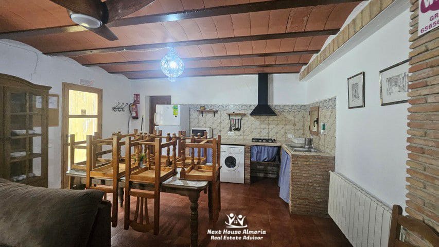 18 soveværelse Finca/Landehus til salg i Pozo Alcon med garage - € 835.000 (Ref: 8927244)