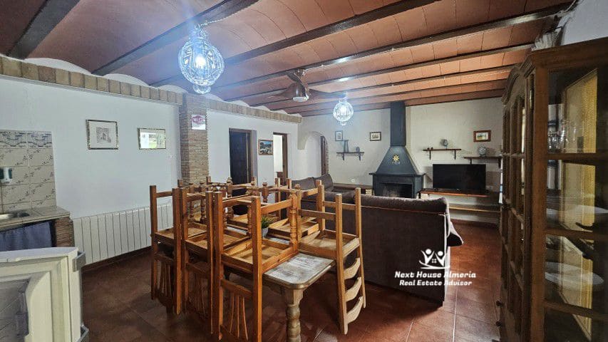 18 soveværelse Finca/Landehus til salg i Pozo Alcon med garage - € 835.000 (Ref: 8927244)