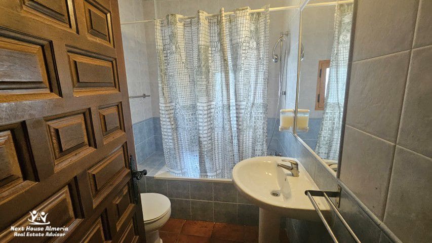 18 soveværelse Finca/Landehus til salg i Pozo Alcon med garage - € 835.000 (Ref: 8927244)